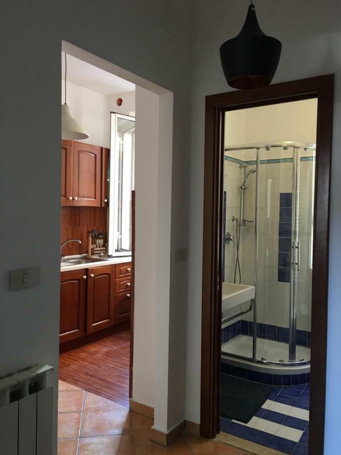 Panoramic Castle Apt Trastevere โรม ภายนอก รูปภาพ