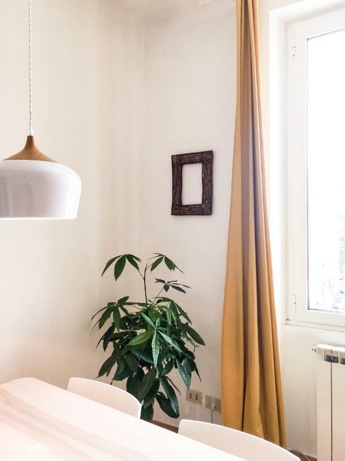 Panoramic Castle Apt Trastevere โรม ภายนอก รูปภาพ